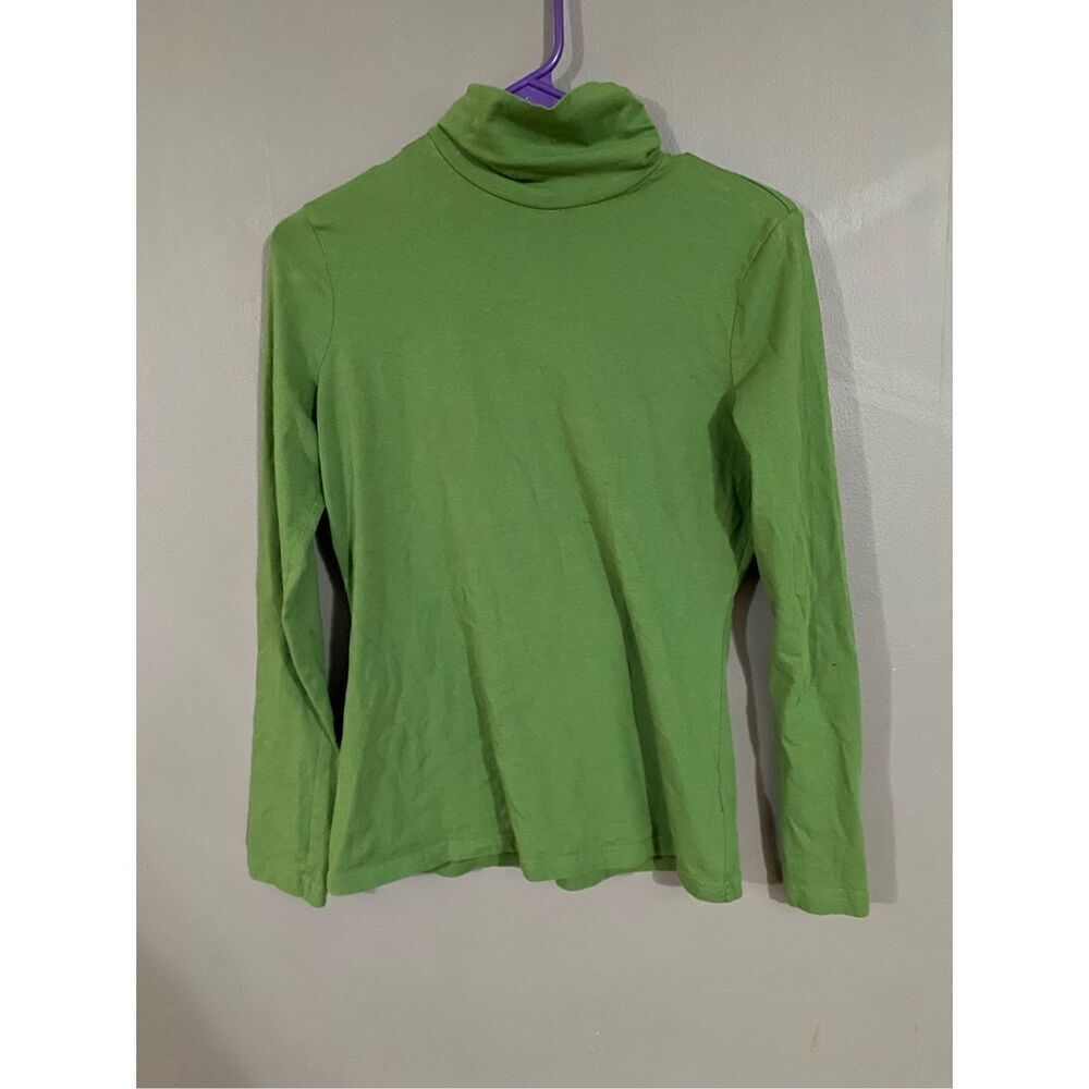 A Tree Green Long Sleeve Turtleneck Size Small
